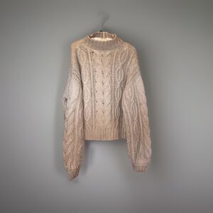Chip Clip Japanese Brand Women's Chunky Beige Cable Knit Pullover  Size M